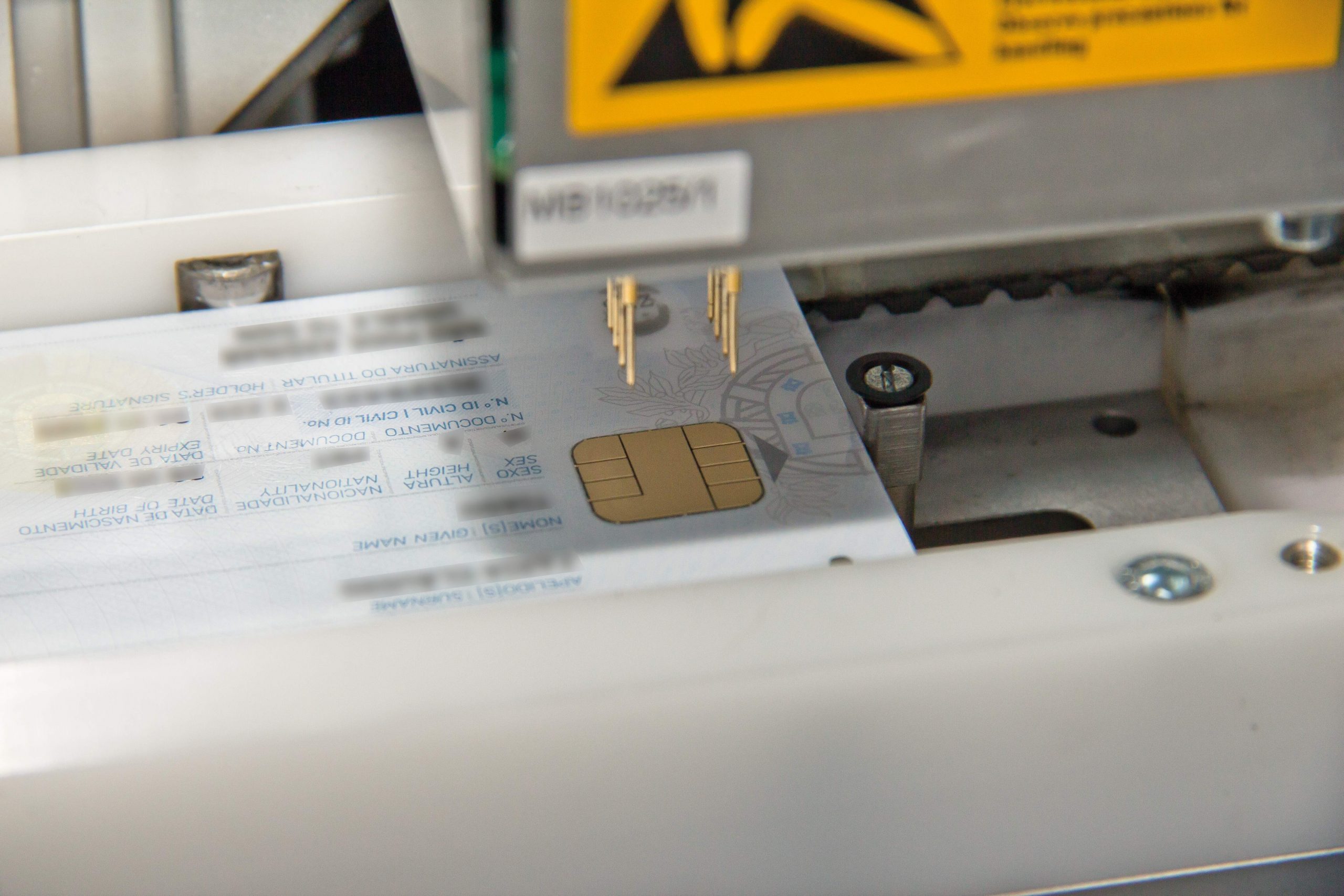 Ecossistema Completo para Cartões de Identidade
