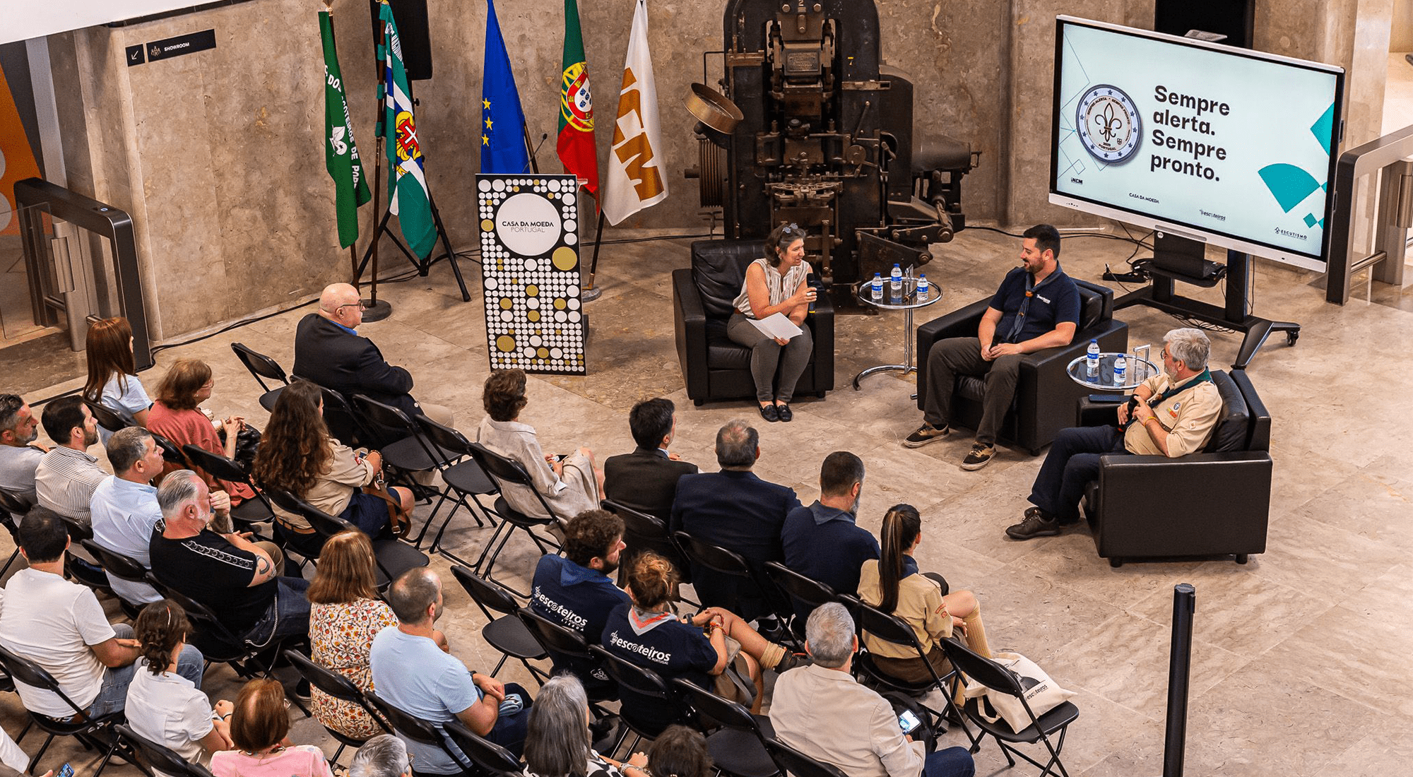 Apresentação da moeda «Sempre Alerta. Sempre Pronto»