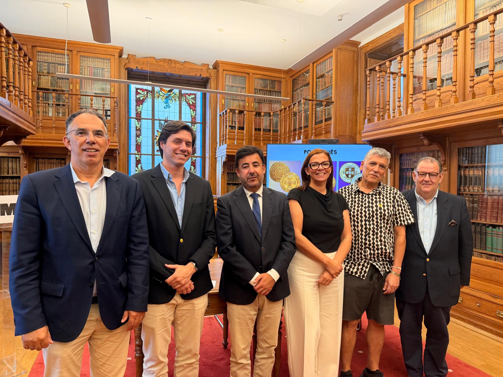 Sessão de apresentação da moeda de coleção «Português»